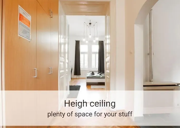 Apartament Live Like A Local In An Old Historic House
