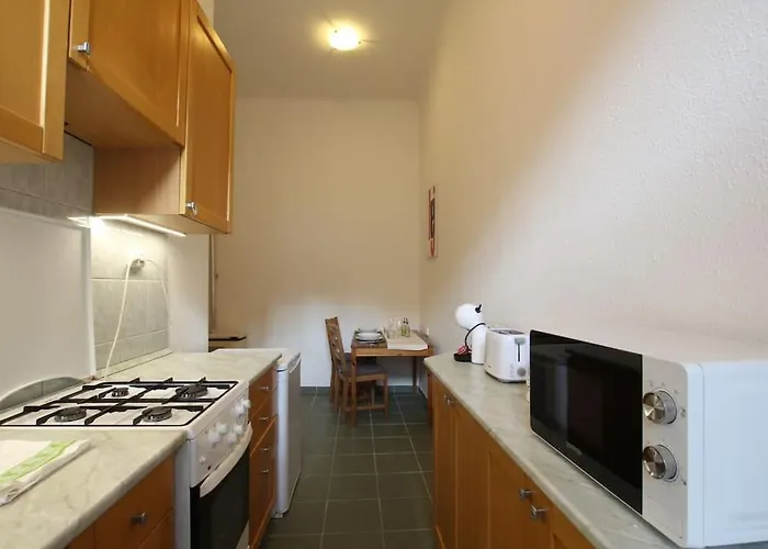 Apartament Live Like A Local In An Old Historic House Budapeszt